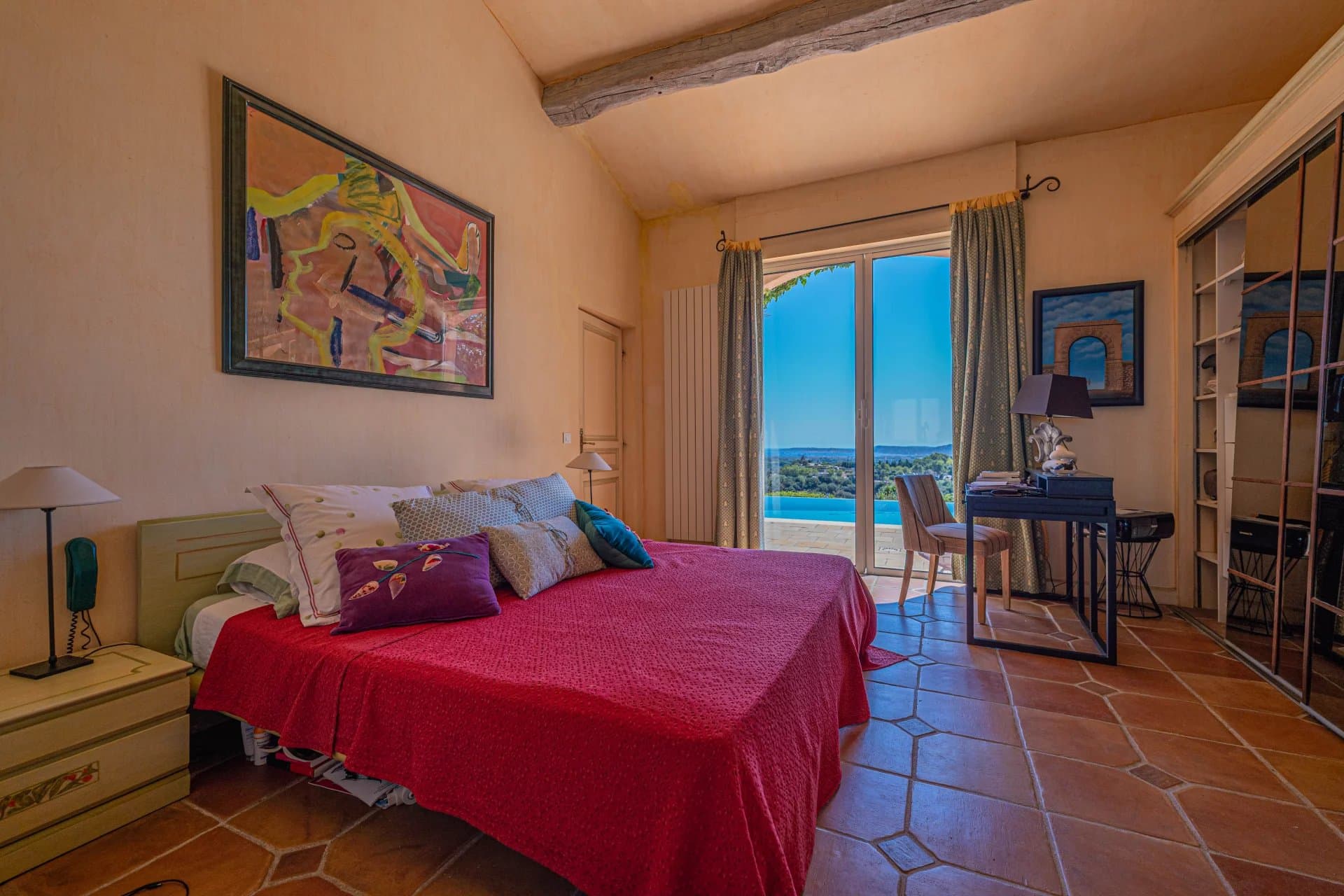 Grimaud – Villa coup de cœur entre terre et mer — photo 11
