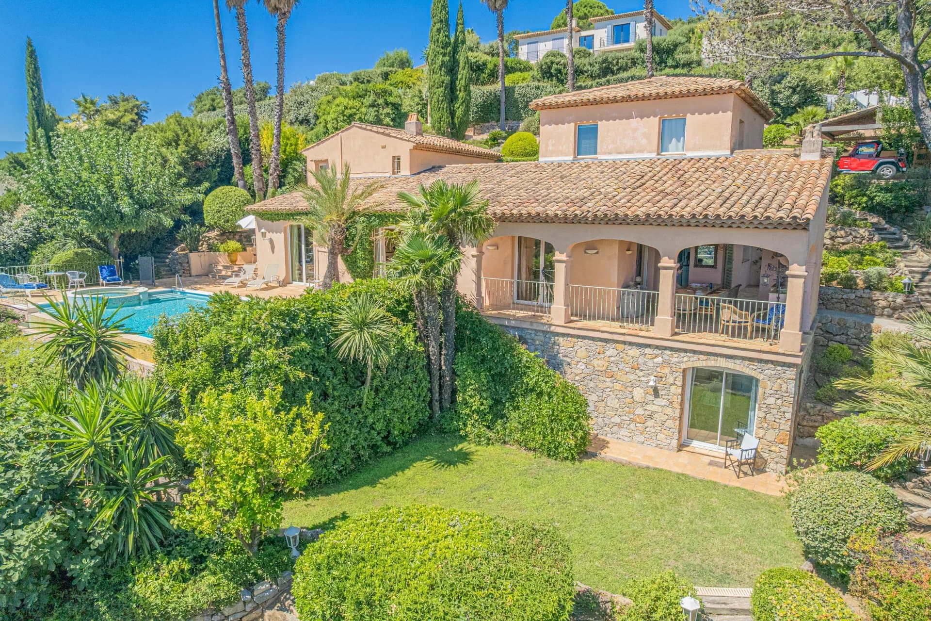 Grimaud – Villa coup de cœur entre terre et mer — photo 16