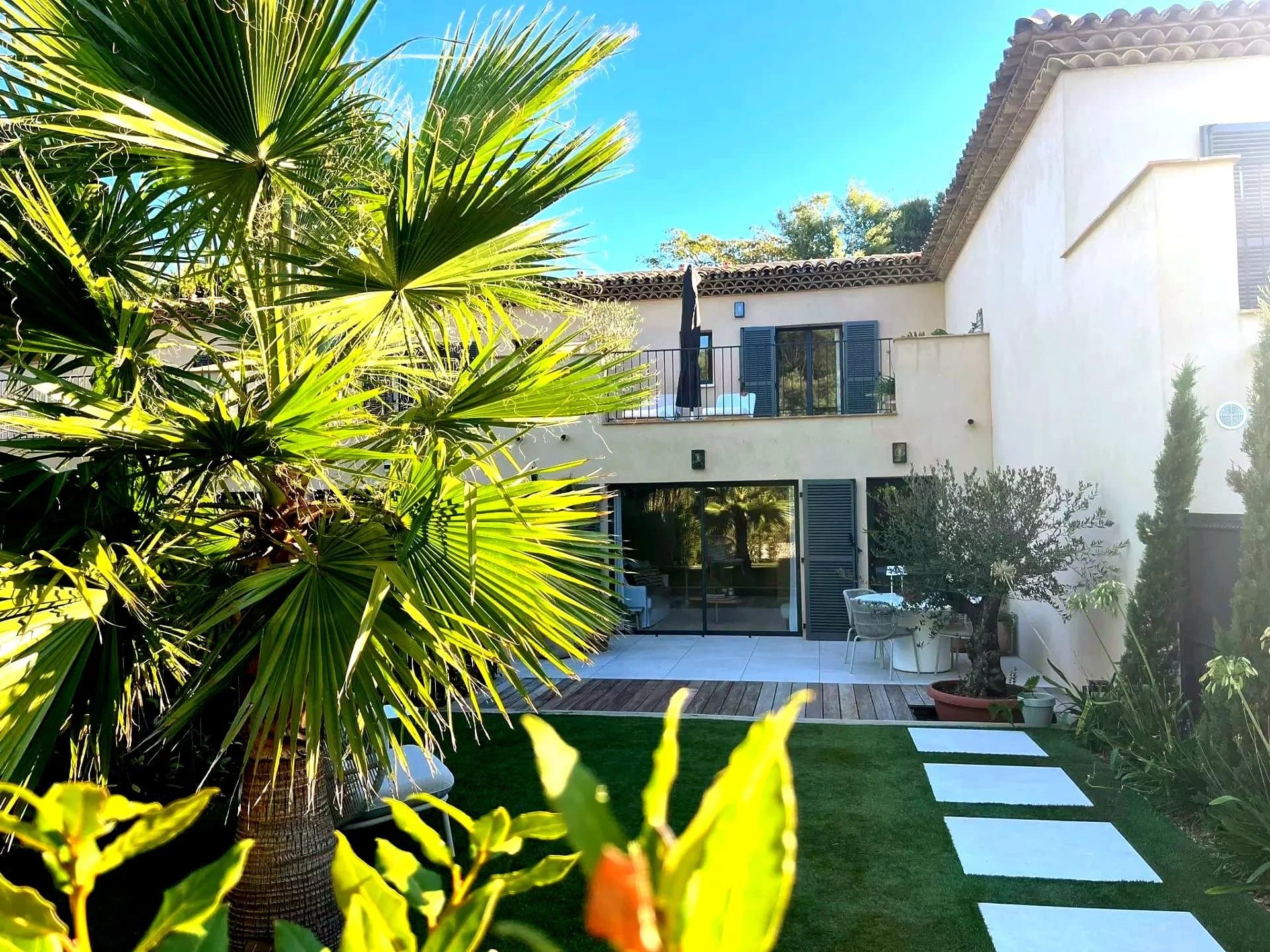 Maison jumelée contemporaine – Grimaud
